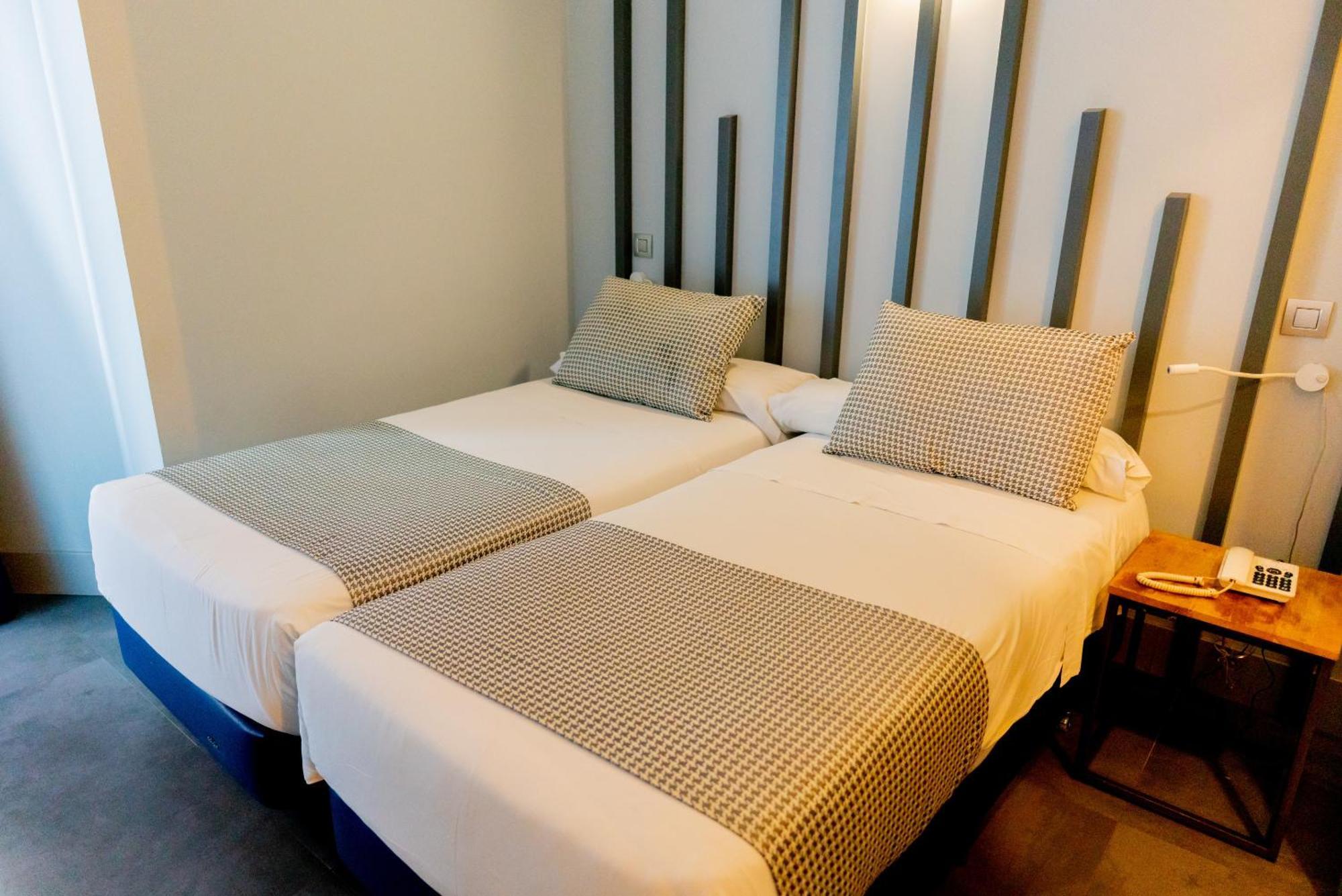 Hostal Carmen-Gran Via Madrid Exterior foto